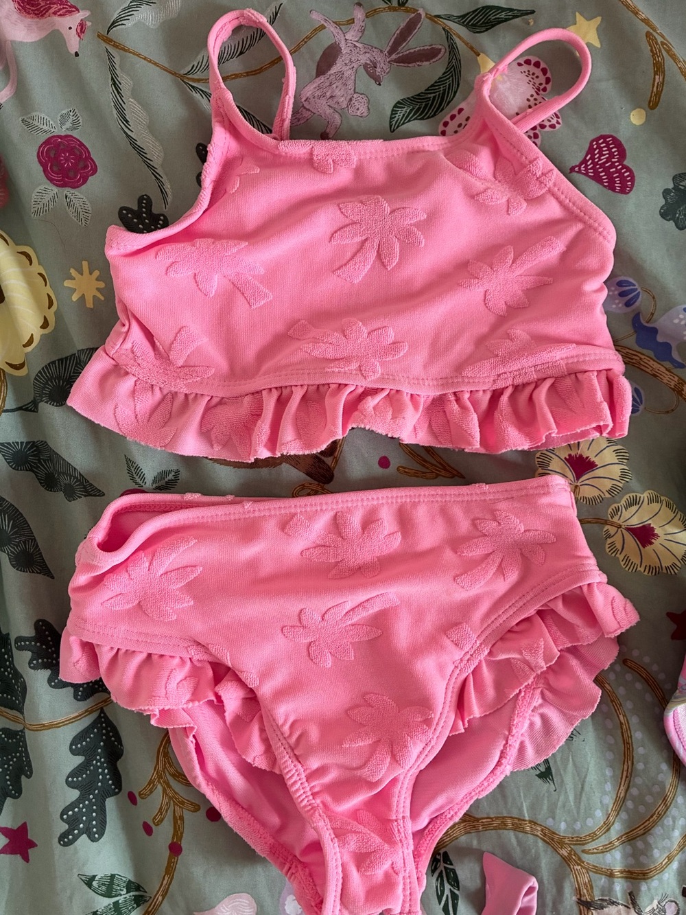 Assorted bathing suits - Picture 2 of 6